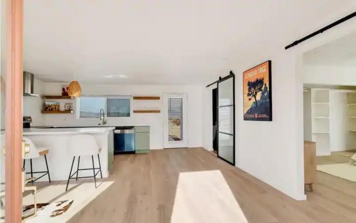 Serene Modern Home Backdoor With Great Wifi, Games, Movies, Patio Seating And Bbq Easy Access To North Joshua Tree National Park In 10 Minutes Туентінайн-Палмс Екстер'єр фото